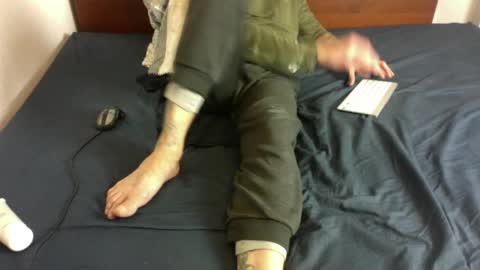 beautifulworld33 online show from 11/21/25, 12:10