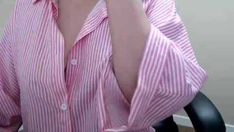 beauty_annyta online show from 04/27/26, 06:44