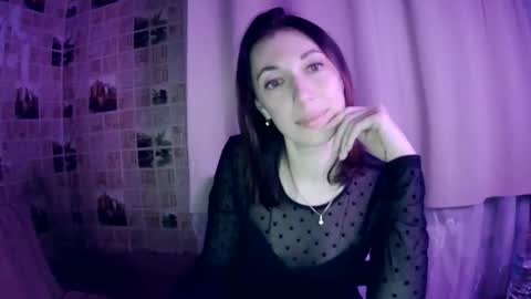 Snapshot of beauty_cute90 chatting on 11/12/25, 08:30 beauty_cute90 online show from 11/12/25, 08:30