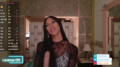 Snapshot of beauty_nina chatting on 04/10/26, 05:23 beauty_nina online show from 04/10/26, 05:23