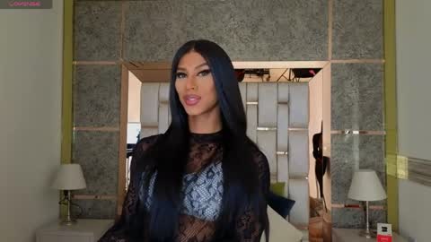 Snapshot of beauty_nina chatting on 05/25/26, 01:39 beauty_nina online show from 05/25/26, 01:39
