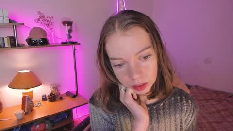 Eliise online show from 12/13/24, 02:27