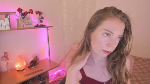 Eliise online show from 09/23/25, 09:01