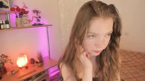 Eliise online show from 04/14/26, 08:09