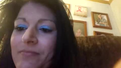 Snapshot of beautyfulkrazy8789 chatting on 06/05/26, 04:19 beautyfulkrazy8789 online show from 06/05/26, 04:19