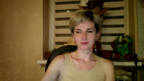 Snapshot of beautyksenia chatting on 04/22/26, 07:37 BeautyKsenia online show from 04/22/26, 07:37