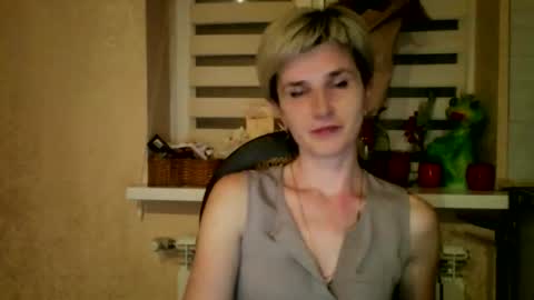 Snapshot of beautyksenia chatting on 04/27/26, 07:23 BeautyKsenia online show from 04/27/26, 07:23