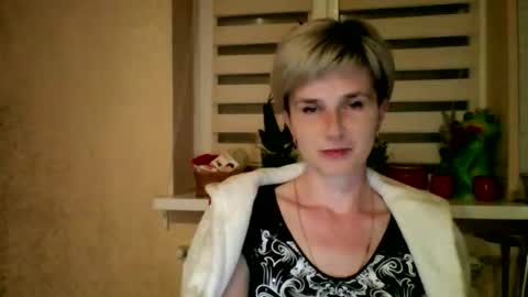 Snapshot of beautyksenia chatting on 05/06/26, 07:08 BeautyKsenia online show from 05/06/26, 07:08