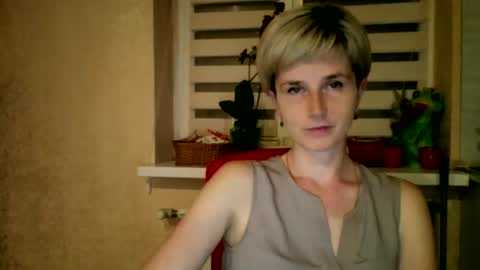 Snapshot of beautyksenia chatting on 05/11/26, 07:33 BeautyKsenia online show from 05/11/26, 07:33