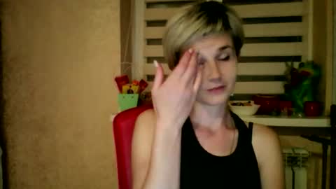 Snapshot of beautyksenia chatting on 05/20/26, 07:20 BeautyKsenia online show from 05/20/26, 07:20