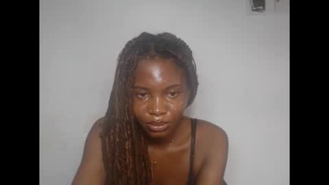 Snapshot of beautyslut1 chatting on 02/02/26, 07:40 beautyslut1 online show from 02/02/26, 07:40