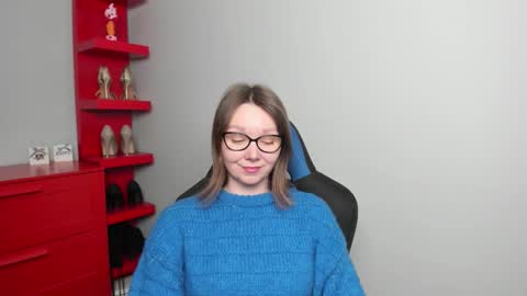 Zoe online show from 02/16/26, 07:26