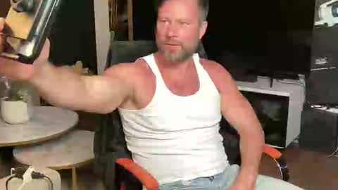 Snapshot of beauxmatthewsx chatting on 02/24/26, 01:25 BEAUX MATTHEWS online show from 02/24/26, 01:25