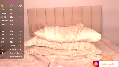 Jennifer online show from 01/11/25, 01:37