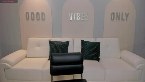 Am Becca online show from 04/17/26, 11:57