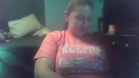beccabee37 online show from 05/02/26, 12:48