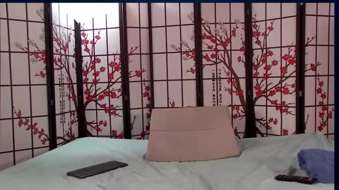 Snapshot of beccadelux chatting on 02/19/25, 12:46 BeccaDelux online show from 02/19/25, 12:46