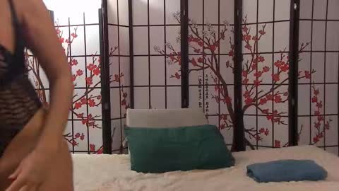 Snapshot of beccadelux chatting on 10/09/25, 04:54 BeccaDelux online show from 10/09/25, 04:54