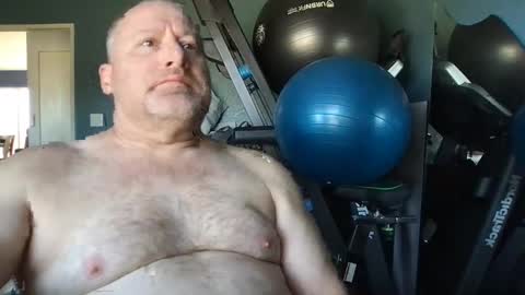 Snapshot of beckster040 chatting on 01/21/25, 07:39 beckster online show from 01/21/25, 07:39