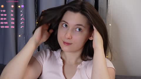 Snapshot of beckymartens chatting on 09/23/25, 01:08 BeckyMartens come join me on    while im offline here  online show from 09/23/25, 01:08
