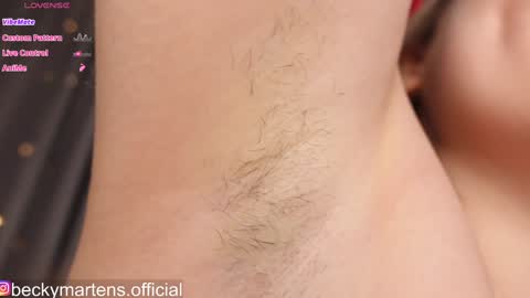 Snapshot of beckymartens chatting on 02/21/26, 04:13 BeckyMartens come join me on while im offline here online show from 02/21/26, 04:13