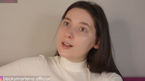 BeckyMartens come join me on    while im offline here  online show from 03/18/26, 04:15