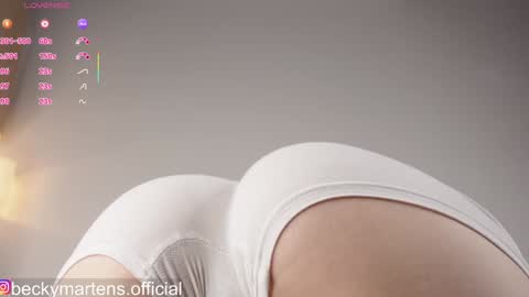 BeckyMartens come join me on    while im offline here  online show from 03/21/26, 08:19