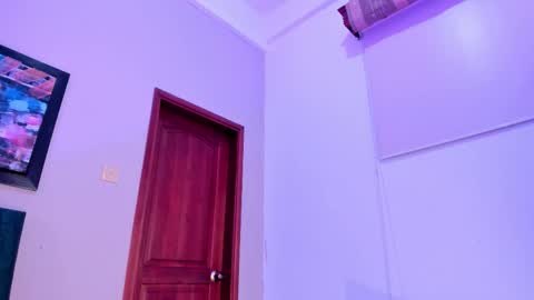 BeckyVidal online show from 11/06/25, 12:33