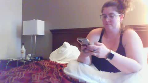 Snapshot of bedbandits chatting on 03/08/25, 03:02 Bedbandits69 online show from 03/08/25, 03:02