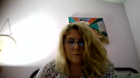 Snapshot of bedbandits chatting on 10/29/25, 01:19 Bedbandits69 online show from 10/29/25, 01:19