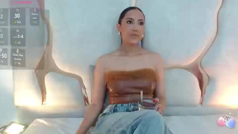 BELLA online show from 09/23/25, 03:15