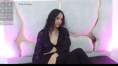 BELLA online show from 09/26/25, 02:43