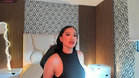 BELLA online show from 04/10/26, 12:21