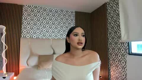 BELLA online show from 05/22/26, 12:00