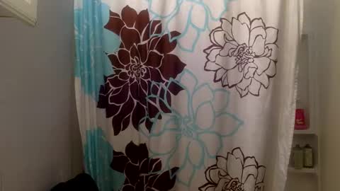 Snapshot of beenduckedoff chatting on 11/16/25, 10:21 beenduckedoff online show from 11/16/25, 10:21