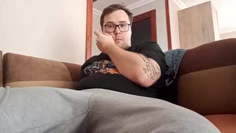 beennudeislife online show from 10/21/25, 12:17