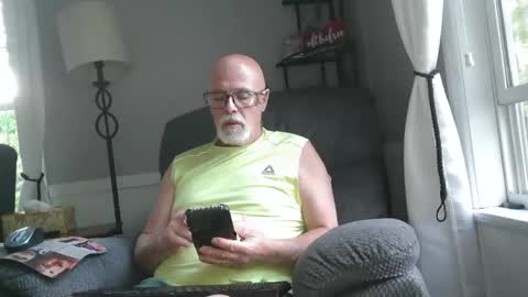 beep_b33p online show from 05/12/26, 11:24