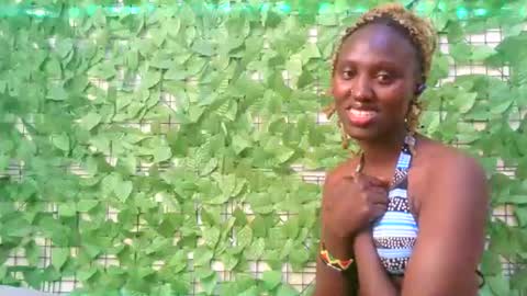 Snapshot of beib_love chatting on 09/16/25, 01:34 beib_love online show from 09/16/25, 01:34