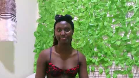 Snapshot of beib_love chatting on 05/15/26, 04:19 beib_love online show from 05/15/26, 04:19