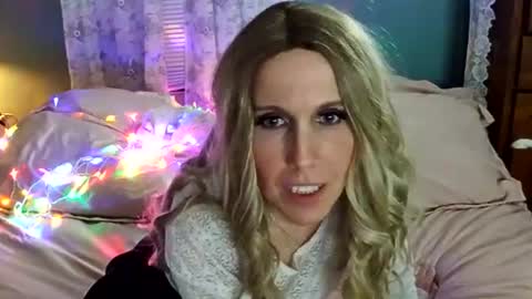 Snapshot of bekindbebrave chatting on 02/28/25, 09:04 bekindbebrave online show from 02/28/25, 09:04