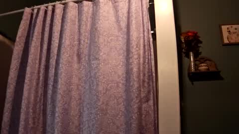 Snapshot of bekindbebrave chatting on 03/12/25, 11:31 bekindbebrave online show from 03/12/25, 11:31