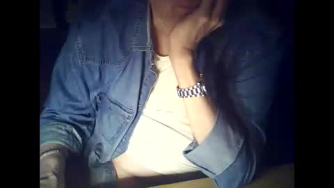 bekklove1 online show from 12/23/25, 02:20