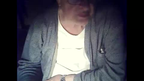 bekklove1 online show from 04/15/26, 03:02