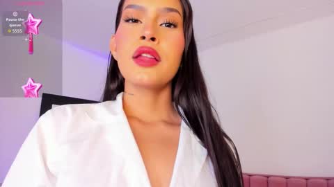 Snapshot of bela_rossee chatting on 09/18/25, 01:24 Bela online show from 09/18/25, 01:24