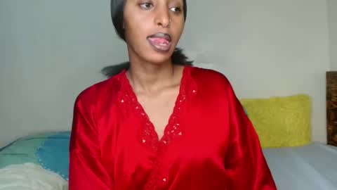 bela_violet online show from 04/16/26, 08:48