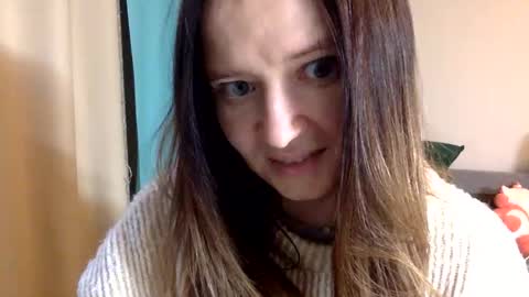 belajulia online show from 10/30/25, 01:56