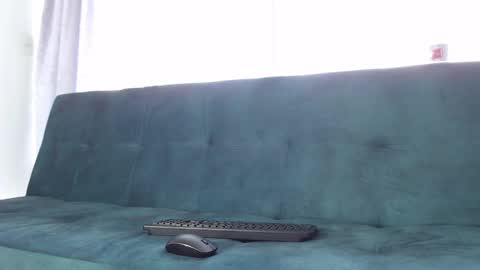 Snapshot of belamiramil chatting on 01/17/25, 10:12 independent model online show from 01/17/25, 10:12