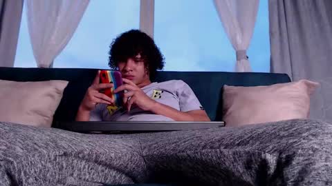 Snapshot of belamiramil chatting on 02/12/25, 10:59 independent model online show from 02/12/25, 10:59