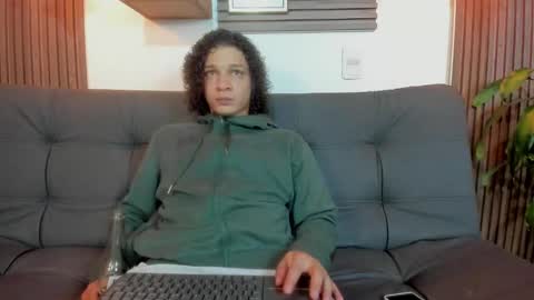 Snapshot of belamiramil chatting on 10/06/25, 03:59 independent model online show from 10/06/25, 03:59