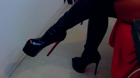 Snapshot of belatrixdomme chatting on 05/16/26, 07:05 BelatrixDomme online show from 05/16/26, 07:05